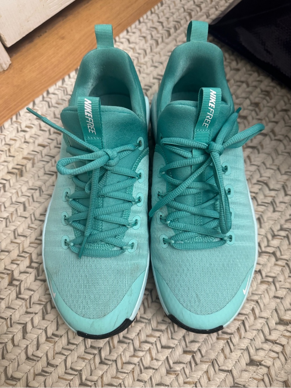 Nike Women's Metcon Teal-Mint Athletic Running Shoes - Picture 2 of 4